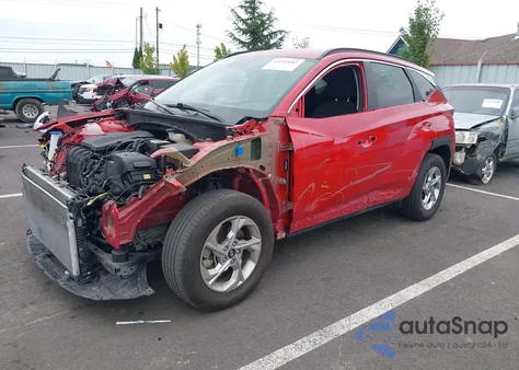 2022 Hyundai Tucson Sel z USA, uszkodzony, nr VIN 5NMJBCAE8NH054681